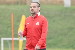 Huấn luyện viên Velizar Popov. (Ảnh: Câu lạc bộ bóng đá Thể Công Viettel)