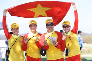Các tay chèo xuất sắc của Việt Nam giành Huy chương Vàng. 