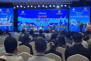 Quang cảnh Hội nghị Pháp quy hạt nhân toàn quốc lần thứ VII.