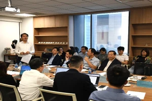 Các đại biểu thảo luận các cơ chế chính sách nhằm khai thác hiệu quả tài sản mã hóa tại hội thảo.