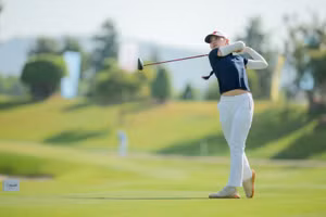 Lê Chúc An - tay vợt nữ sinh năm 2008 thi đấu đầy bản lĩnh tại SEA Games 33. (Ảnh: VGA)