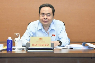 Chủ tịch Quốc hội Trần Thanh Mẫn phát biểu tại cuộc họp giao ban lãnh đạo Quốc hội. (Ảnh: LÂM HIỂN)