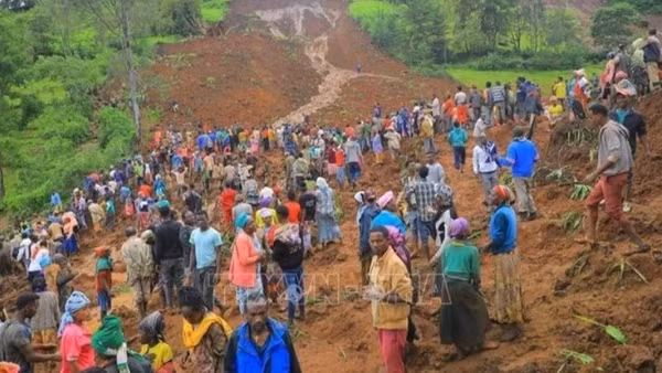 Hiện trường vụ lở đất tại Gofa, miền nam Ethiopia. (Ảnh tư liệu: THX/TTXVN)