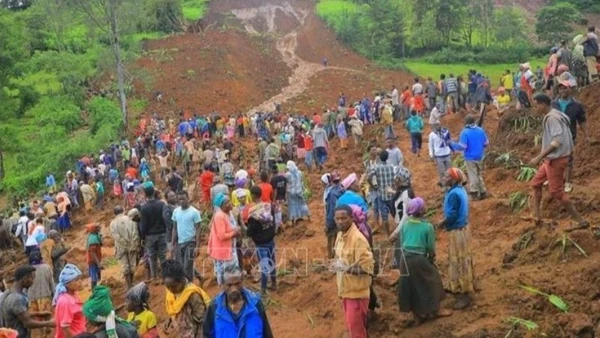 Hiện trường vụ lở đất tại Gofa, miền nam Ethiopia. (Ảnh tư liệu: THX/TTXVN)
