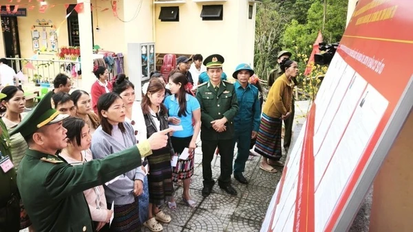 Bản Hôi Rấy, xã Trường Sơn, tỉnh Quảng Trị trước giờ bầu cử sớm. (Ảnh: HƯƠNG GIANG)