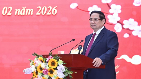 Thủ tướng Chính phủ Phạm Minh Chính phát biểu ý kiến tại buổi làm việc. (Ảnh: TRẦN HẢI)