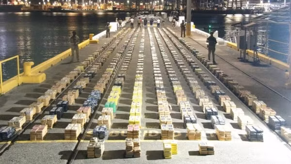 Số ma túy bị lực lượng Hải Không quân Panama thu giữ. (Ảnh: Sputnik)