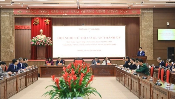 Quang cảnh hội nghị sáng 13/1.