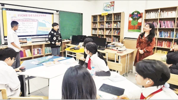 Giờ thực hành của học sinh Trường trung học cơ sở Chu Văn An, thành phố Hà Nội.