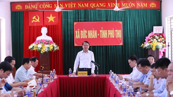 Bí thư Tỉnh ủy Phú Thọ Đặng Xuân Phong phát biểu tại buổi làm việc.