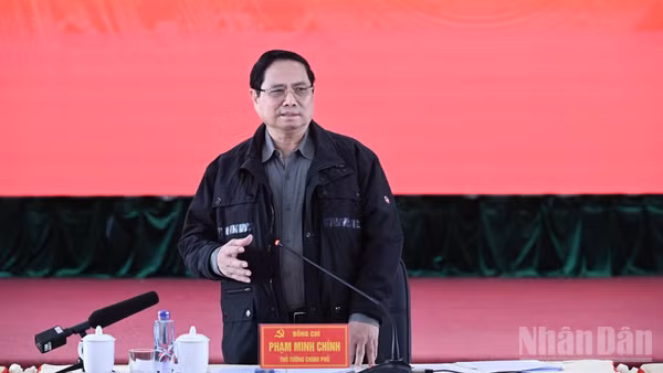 Thủ tướng Chính phủ Phạm Minh Chính phát biểu ý kiến kết luận cuộc họp. (Ảnh: Trần Hải)