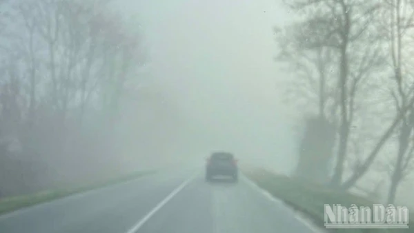 Dự báo phía đông Bắc Bộ sáng sớm có sương mù và sương mù nhẹ rải rác. (Ảnh minh họa: Đ.T)