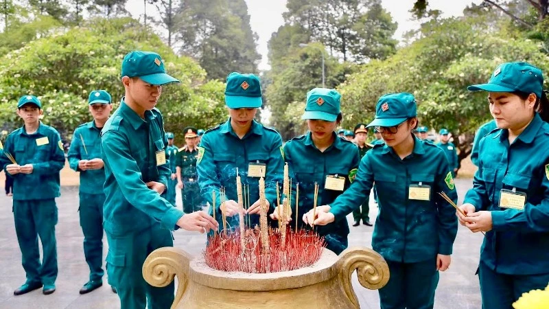 Tri ân nữ du kích Củ Chi và hành trình về nguồn tại nhà tù Phú Lợi