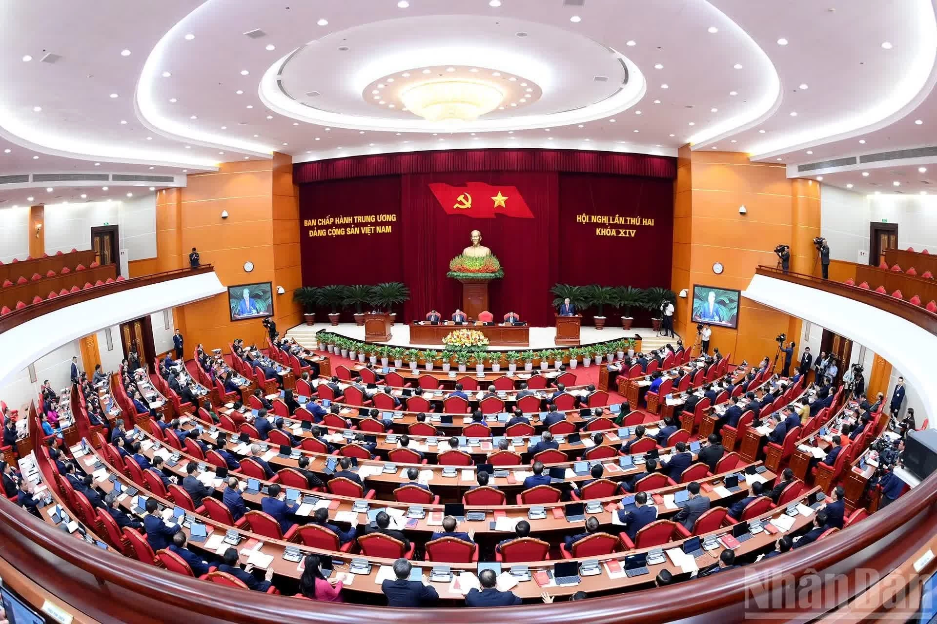 Quy định mới về công tác chính trị, tư tưởng trong Đảng: Tăng cường ứng dụng công nghệ số và AI