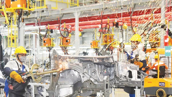 Nhờ vị trí địa lý thuận lợi, Việt Nam có nhiều lợi thế để đón sóng đầu tư FDI. (Ảnh: HẢI THANH)
