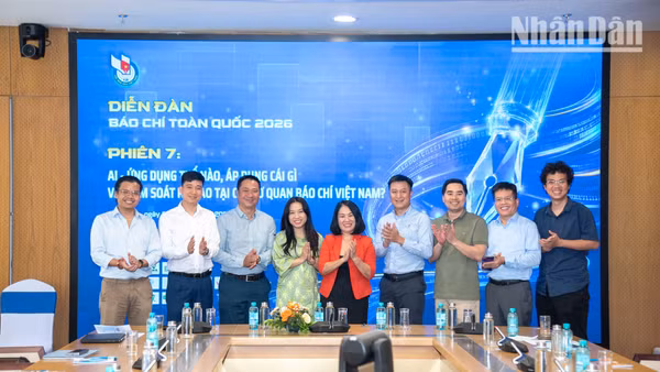 AI đang dần trở thành trợ thủ đắc lực nhưng con người vẫn phải nắm quyền kiểm soát cuối cùng.