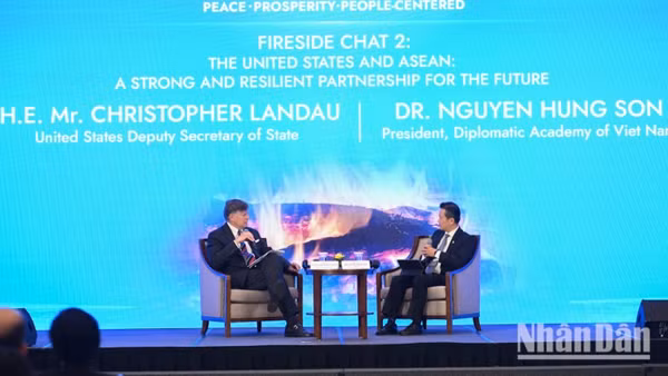 Thứ trưởng Christopher Landau khẳng định cam kết của Hoa Kỳ đối với mối quan hệ song phương với Việt Nam nói riêng và khu vực ASEAN nói chung.