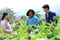 Nhờ sự quan tâm sâu sát của Đảng, Nhà nước và chính quyền địa phương, cuộc sống đồng bào dân tộc thiểu số có những đổi thay mạnh mẽ. Ảnh: VĂN BẢO