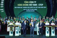 Vietnam Airlines nhận giải thưởng "Sản phẩm đạt Thương hiệu quốc gia 2024”.