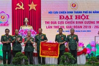 Hội Cựu chiến binh Đà Nẵng đón nhận cờ thi đua xuất sắc phong trào "Cựu chiến binh gương mẫu" giai đoạn 2019-2024.