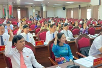 Đại biểu thống nhất cao tại kỳ họp. 
