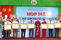 Những cá nhân vinh dự đón nhận Bằng khen của Thủ tướng Chính phủ