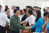 Thủ tướng Phạm Minh Chính với cử tri thành phố Cần Thơ. (Ảnh: TTXVN) 