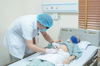Phẫu thuật thành công cho bệnh nhân có 2 bàng quang