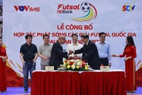Ban tổ chức công bố thoả thuận hợp tác kéo dài 5 năm của Giải futsal vô địch quốc gia.