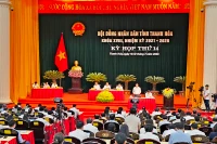 Quang cảnh buổi chất vấn của Hội đồng nhân dân tỉnh Thanh Hóa.