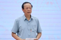 Thứ trưởng Giáo dục và Đào tạo Phạm Ngọc Thưởng tại Họp báo Chính phủ thường kỳ tháng 8. (Ảnh: VGP/Nhật Bắc)