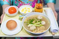 Bữa ăn mang đậm phong vị Tết cổ truyền trên các chuyến bay của Vietnam Airlines.