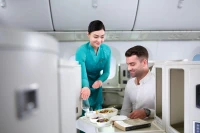 Vietnam Airlines khôi phục gần 90% tần suất bay quốc tế
