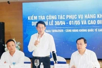 Ông Đinh Văn Thiệu phát biểu ý kiến tại hội nghị.