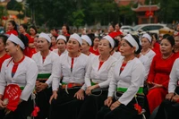 Đại biểu, khách mời phụ nữ dân tộc thiểu số hành động vì bình đẳng giới tại liên hoan.