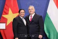 Thủ tướng Phạm Minh Chính và Thủ tướng Hungary Viktor Orbán tại cuộc họp báo sau hội đàm, chiều 18/1 (giờ địa phương). (Ảnh: Dương Giang/TTXVN)