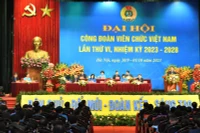 Đoàn chủ tịch Đại hội Công đoàn viên chức Việt Nam lần thứ VI.