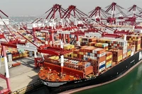 Cảng hàng hóa Thanh Đảo, tỉnh Sơn Đông, Trung Quốc. (Ảnh: THX/TTXVN) 