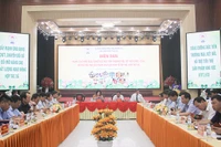 Diễn đàn nâng cao hiệu quả công tác xúc tiến thương mại, kết nối cung-cầu, hỗ trợ tiêu thụ sản phẩm khu vực kinh tế tập thể, hợp tác xã. Ảnh: PT 