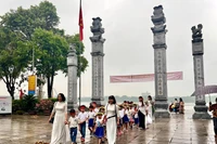 Lăng Kinh Dương Vương-người được tôn là Thủy tổ nước Nam.