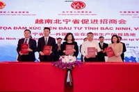 Thông qua các hoạt động xúc tiến đầu tư, nhiều doanh nghiệp đã lựa chọn Bắc Ninh là ''điểm đến''.