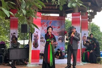 Mỗi năm, hội Lim đón hàng chục nghìn du khách đến trẩy hội, giao lưu và thưởng thức các làn điệu dân ca quan họ.