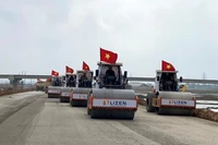 Nhà thầu Lizen triển khai thi công đường cao tốc bắc-nam đoạn quốc lộ 45-Nghi Sơn. 