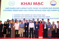Lãnh đạo Học viện Báo chí và Tuyên truyền cùng các đại biểu tại buổi lễ.