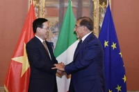Chủ tịch nước Võ Văn Thưởng gặp Chủ tịch Thượng viện Italia (Ảnh: TTXVN)