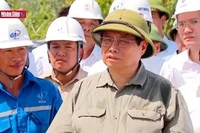 Đường dây 500 kV mạch 3 trước ngày về đích