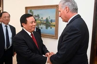 Đồng chí Miguel Diaz Canel Bermudez tiếp đồng chí Nguyễn Xuân Thắng. (Ảnh: Đại sứ quán Việt Nam tại Cuba)