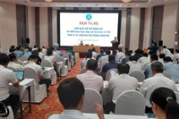 Các đại biểu dự hội nghị.