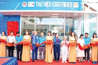Lễ khánh thành thư viện container tại Trường tiểu học Lê Văn Lương (huyện Nhà Bè, Thành phố Hồ Chí Minh).