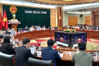 Các đại biểu họp triển khai kế hoạch.